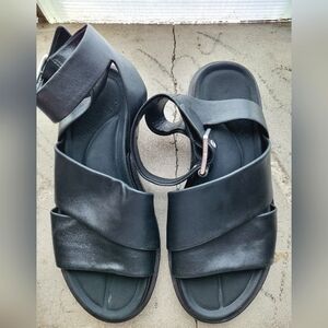 Rag & Bone Black Leather Sandal Size 35.5